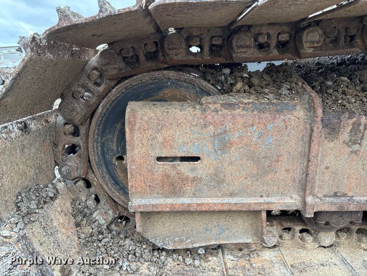 image for item FH7051 2004 Kobelco SK210LC excavator
