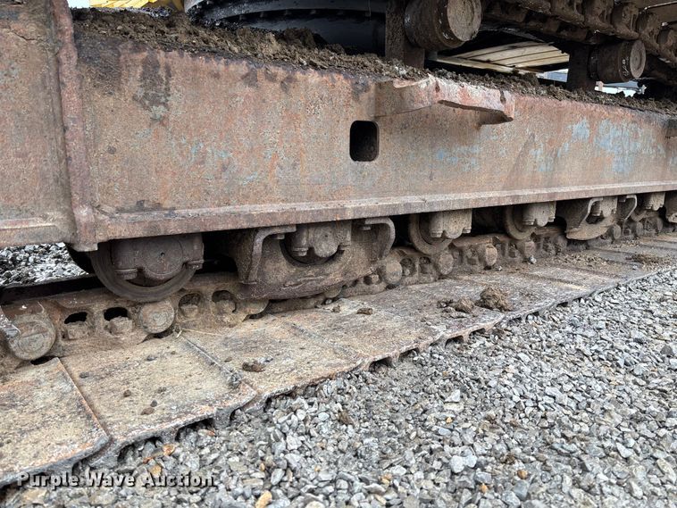 image for item FH7051 2004 Kobelco SK210LC excavator