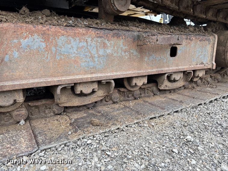 image for item FH7051 2004 Kobelco SK210LC excavator