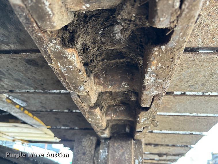 image for item FH7051 2004 Kobelco SK210LC excavator