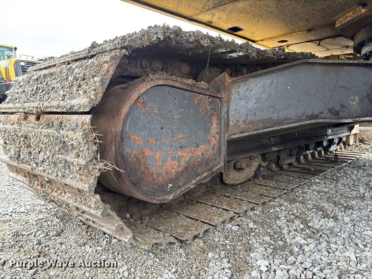 image for item FH7051 2004 Kobelco SK210LC excavator