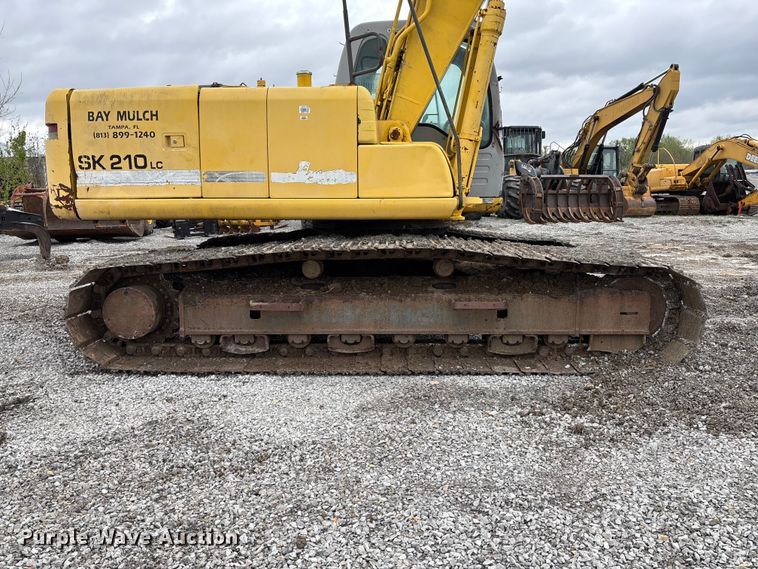 image for item FH7051 2004 Kobelco SK210LC excavator
