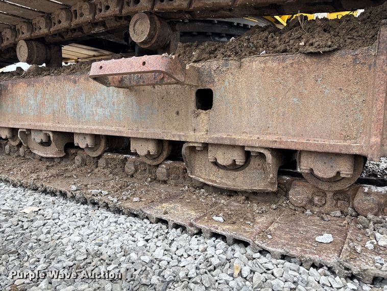 image for item FH7051 2004 Kobelco SK210LC excavator