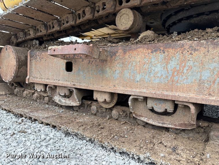 image for item FH7051 2004 Kobelco SK210LC excavator