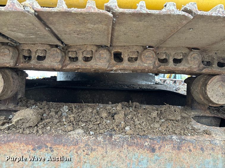 image for item FH7051 2004 Kobelco SK210LC excavator