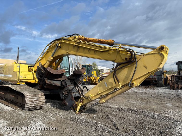 image for item FH7051 2004 Kobelco SK210LC excavator