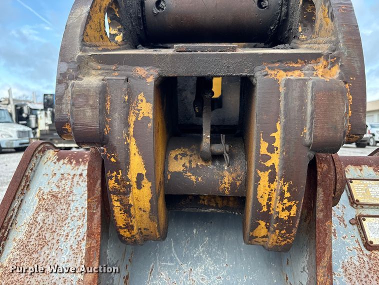 image for item FH7052 2007 Caterpillar 320C L excavator