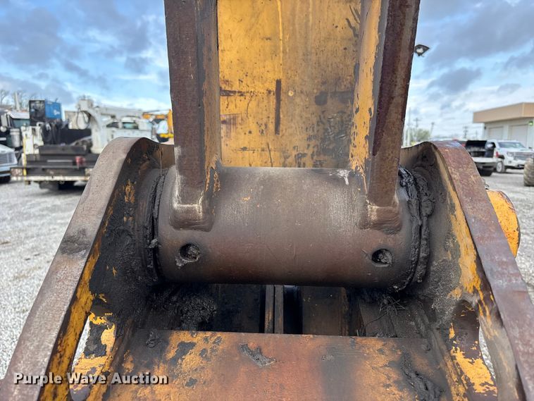 image for item FH7052 2007 Caterpillar 320C L excavator