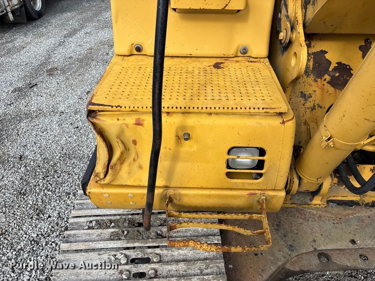 image for item FH7052 2007 Caterpillar 320C L excavator