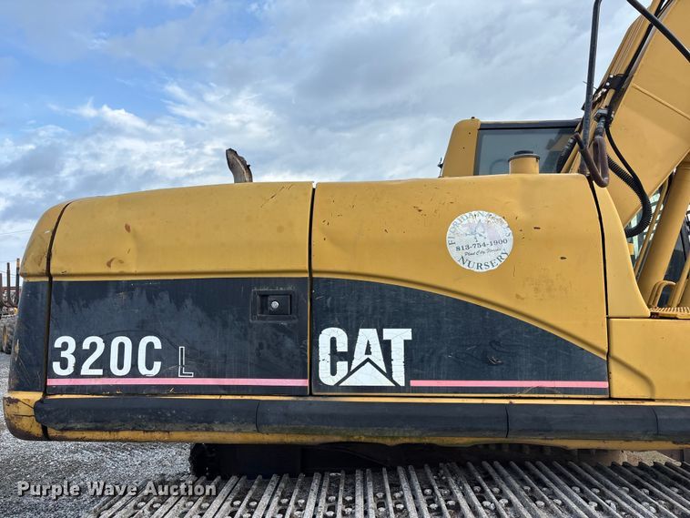 image for item FH7052 2007 Caterpillar 320C L excavator