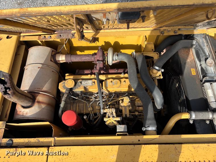 image for item FH7052 2007 Caterpillar 320C L excavator