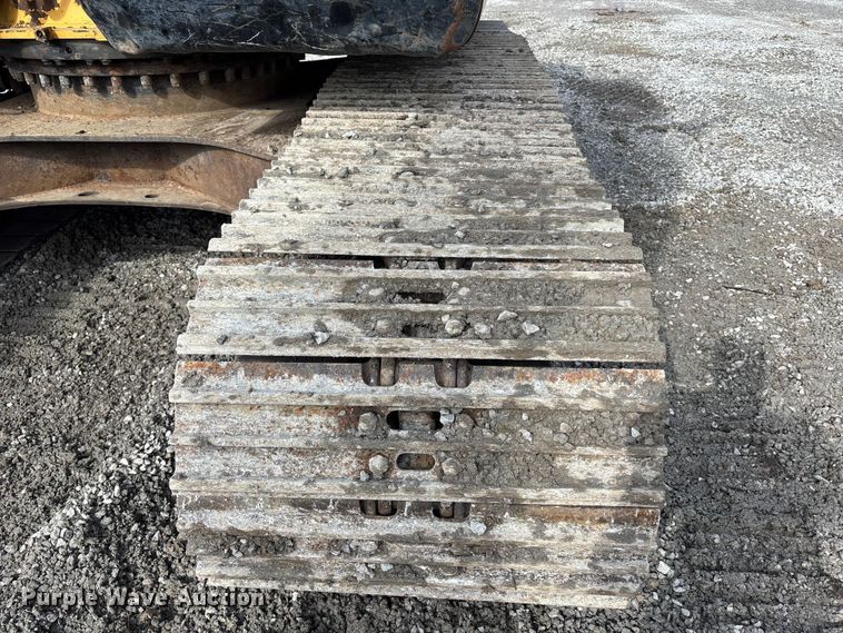 image for item FH7052 2007 Caterpillar 320C L excavator