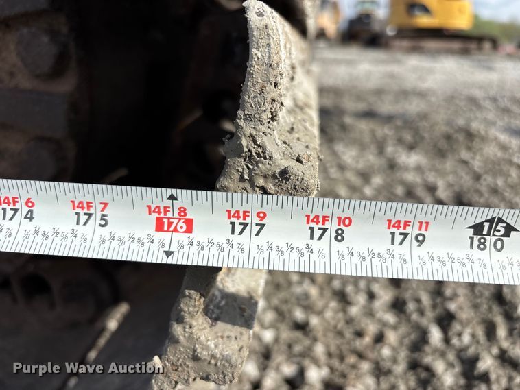 image for item FH7052 2007 Caterpillar 320C L excavator