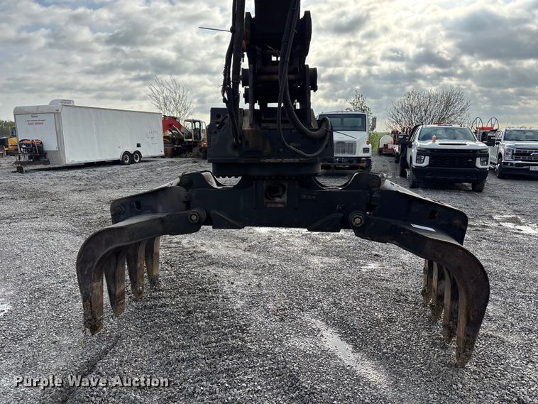 image for item FH7053 RotoBec RPA3045MAT-A -CUI-JY1-A scrap grapple