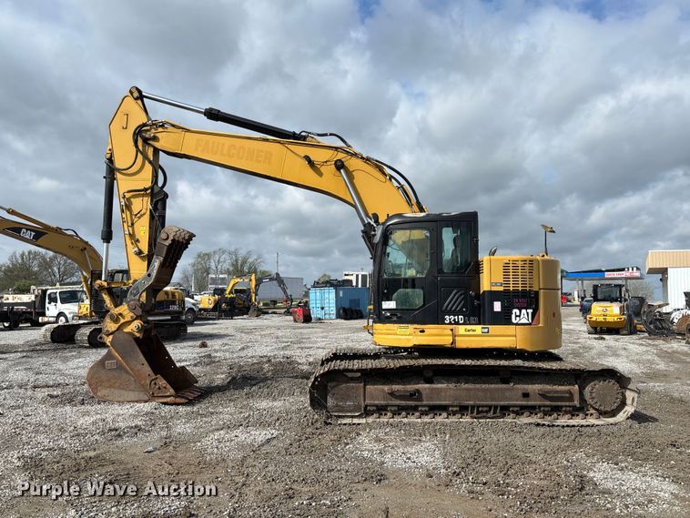 image for item FH7055 2010 Caterpillar 321D LCR excavator