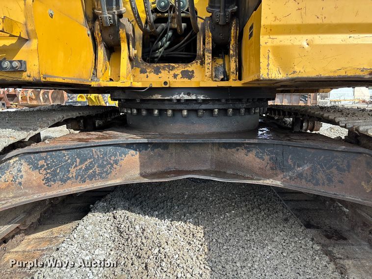 image for item FH7055 2010 Caterpillar 321D LCR excavator