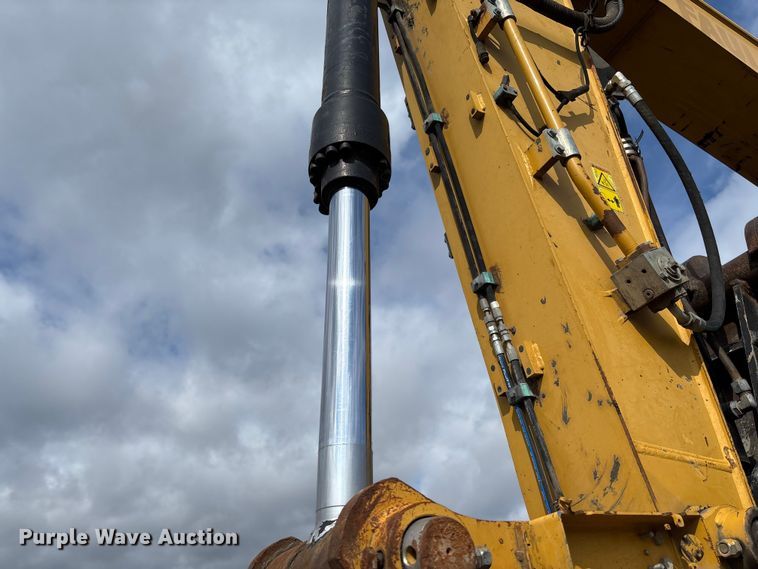 image for item FH7055 2010 Caterpillar 321D LCR excavator