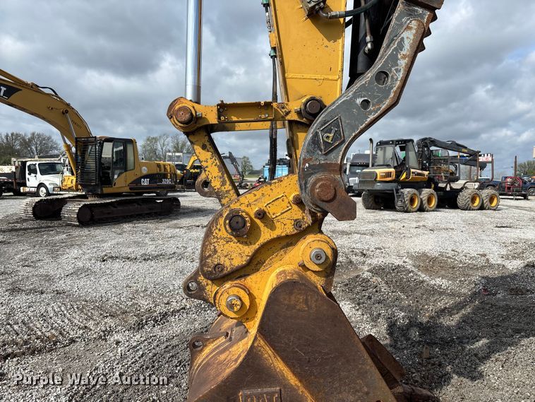 image for item FH7055 2010 Caterpillar 321D LCR excavator