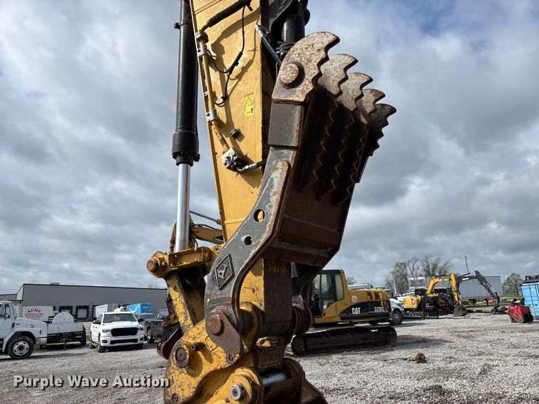 image for item FH7055 2010 Caterpillar 321D LCR excavator