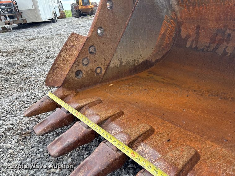 image for item FH7055 2010 Caterpillar 321D LCR excavator