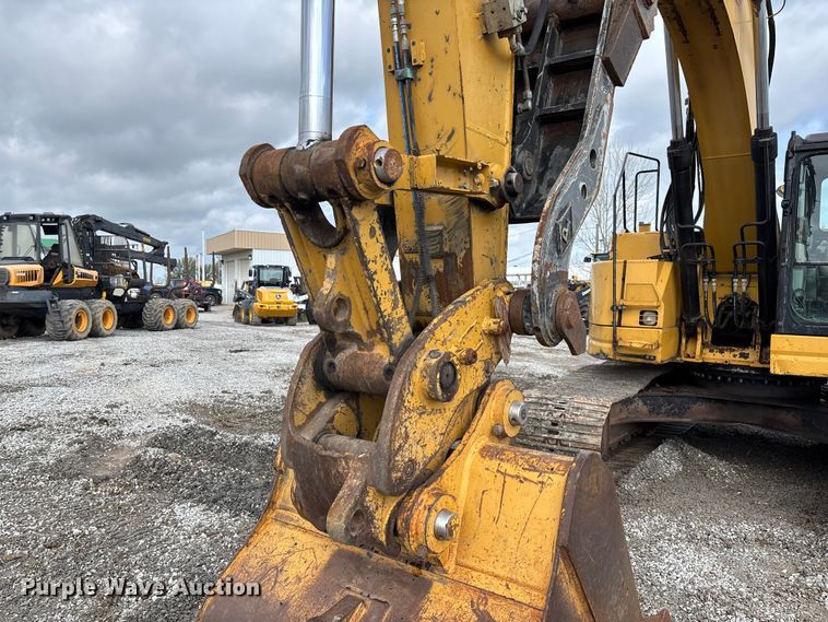 image for item FH7055 2010 Caterpillar 321D LCR excavator