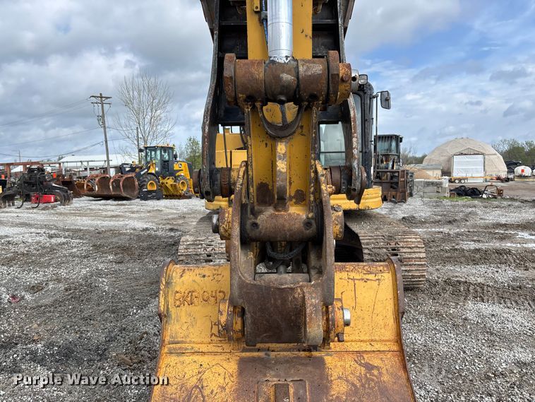 image for item FH7055 2010 Caterpillar 321D LCR excavator