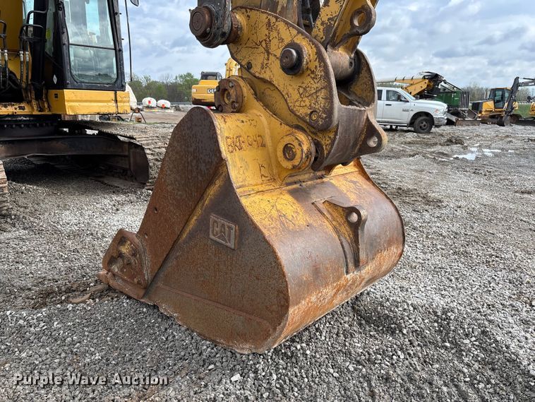 image for item FH7055 2010 Caterpillar 321D LCR excavator