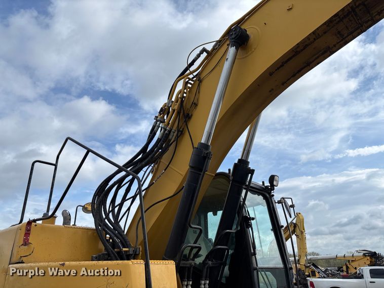 image for item FH7055 2010 Caterpillar 321D LCR excavator