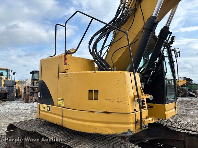 image for item FH7055 2010 Caterpillar 321D LCR excavator