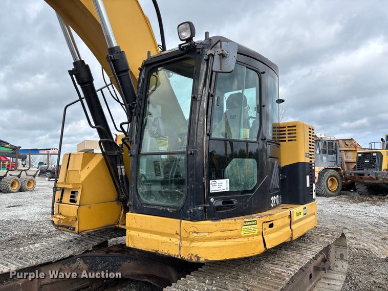 image for item FH7055 2010 Caterpillar 321D LCR excavator