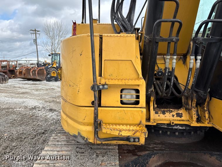 image for item FH7055 2010 Caterpillar 321D LCR excavator