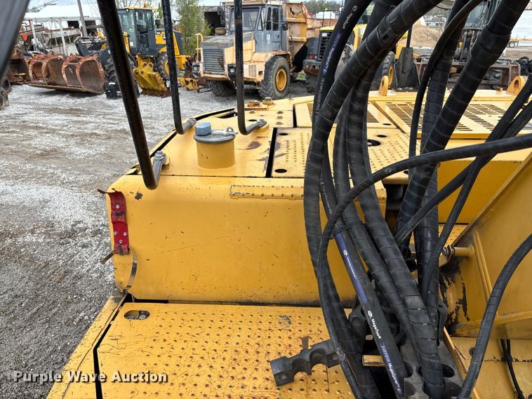 image for item FH7055 2010 Caterpillar 321D LCR excavator