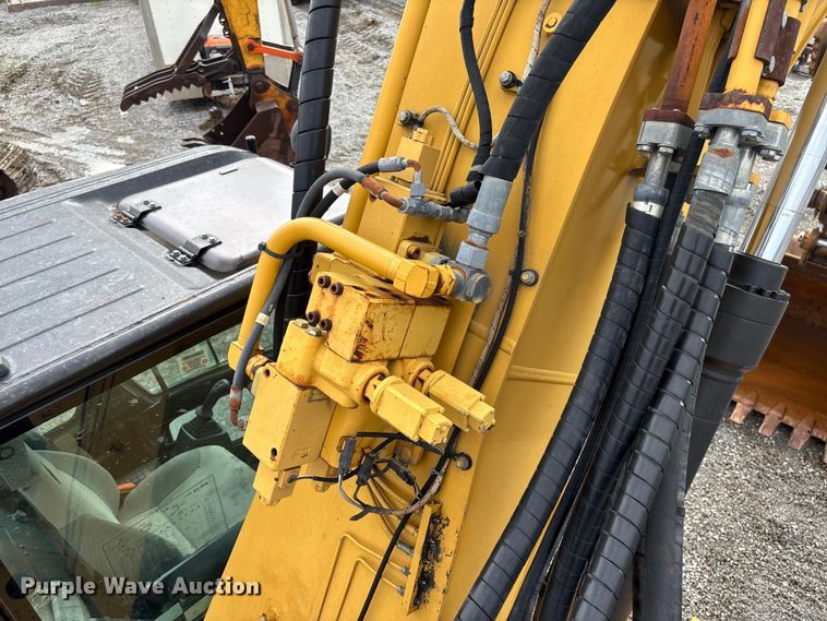 image for item FH7055 2010 Caterpillar 321D LCR excavator