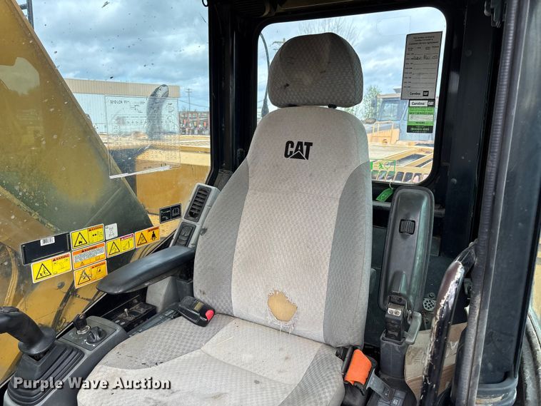 image for item FH7055 2010 Caterpillar 321D LCR excavator