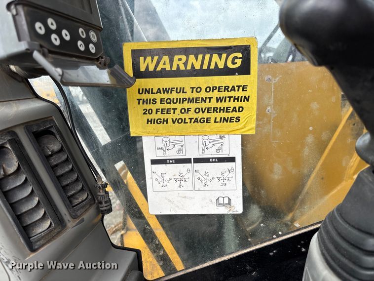 image for item FH7055 2010 Caterpillar 321D LCR excavator