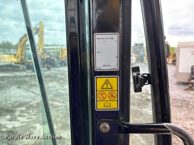 image for item FH7055 2010 Caterpillar 321D LCR excavator