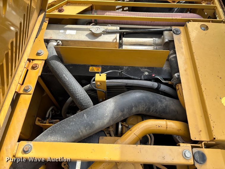 image for item FH7055 2010 Caterpillar 321D LCR excavator