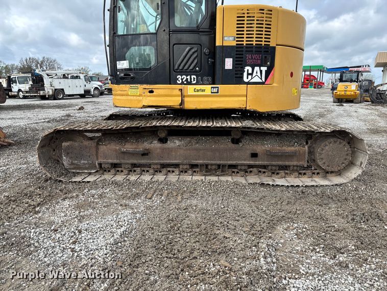 image for item FH7055 2010 Caterpillar 321D LCR excavator