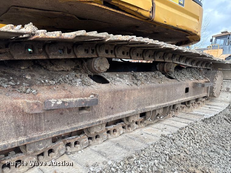 image for item FH7055 2010 Caterpillar 321D LCR excavator