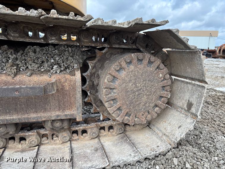 image for item FH7055 2010 Caterpillar 321D LCR excavator