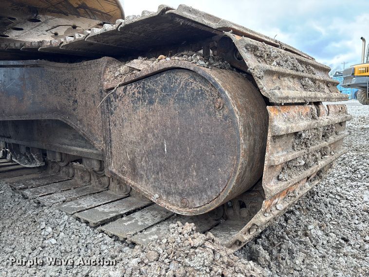 image for item FH7055 2010 Caterpillar 321D LCR excavator