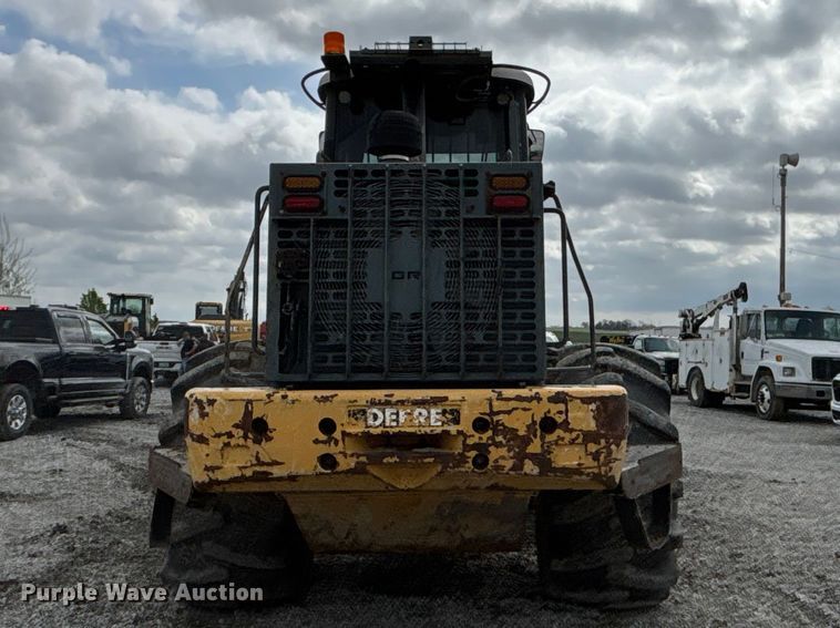 image for item FH7056 2006 John Deere 644J wheel loader