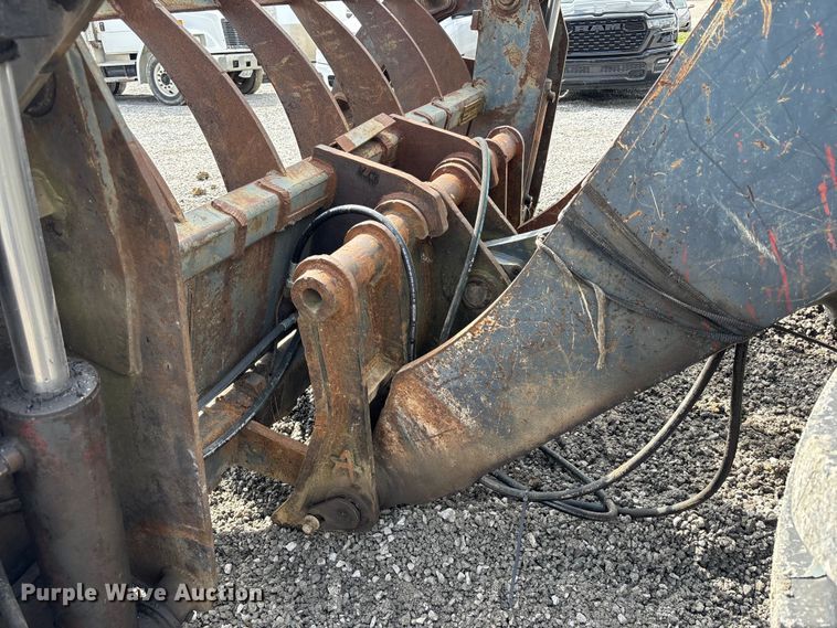 image for item FH7056 2006 John Deere 644J wheel loader