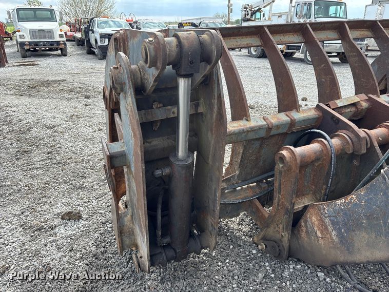 image for item FH7056 2006 John Deere 644J wheel loader