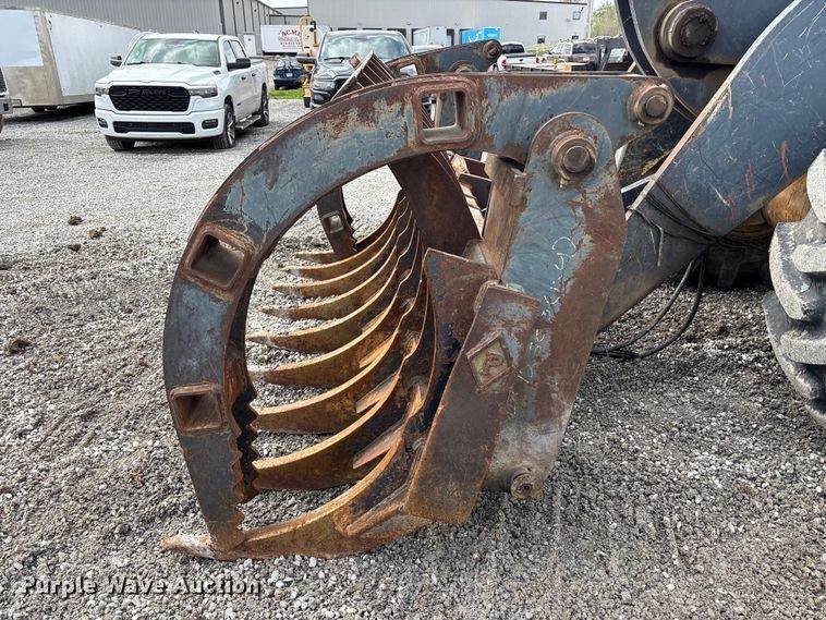 image for item FH7056 2006 John Deere 644J wheel loader