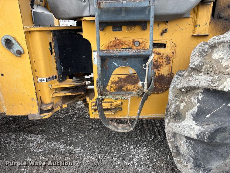 image for item FH7056 2006 John Deere 644J wheel loader