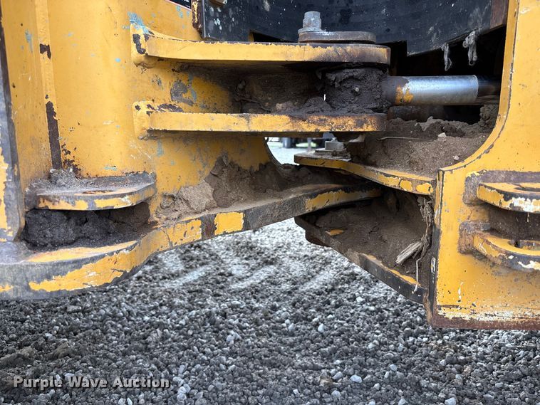 image for item FH7056 2006 John Deere 644J wheel loader