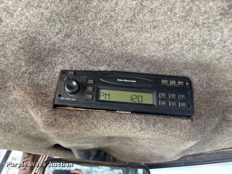 image for item FH7056 2006 John Deere 644J wheel loader