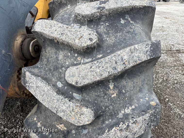 image for item FH7056 2006 John Deere 644J wheel loader