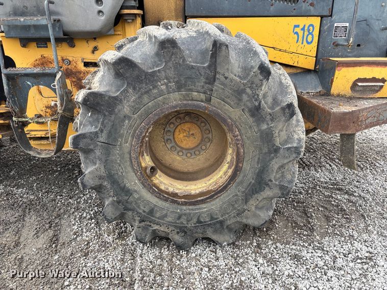 image for item FH7056 2006 John Deere 644J wheel loader